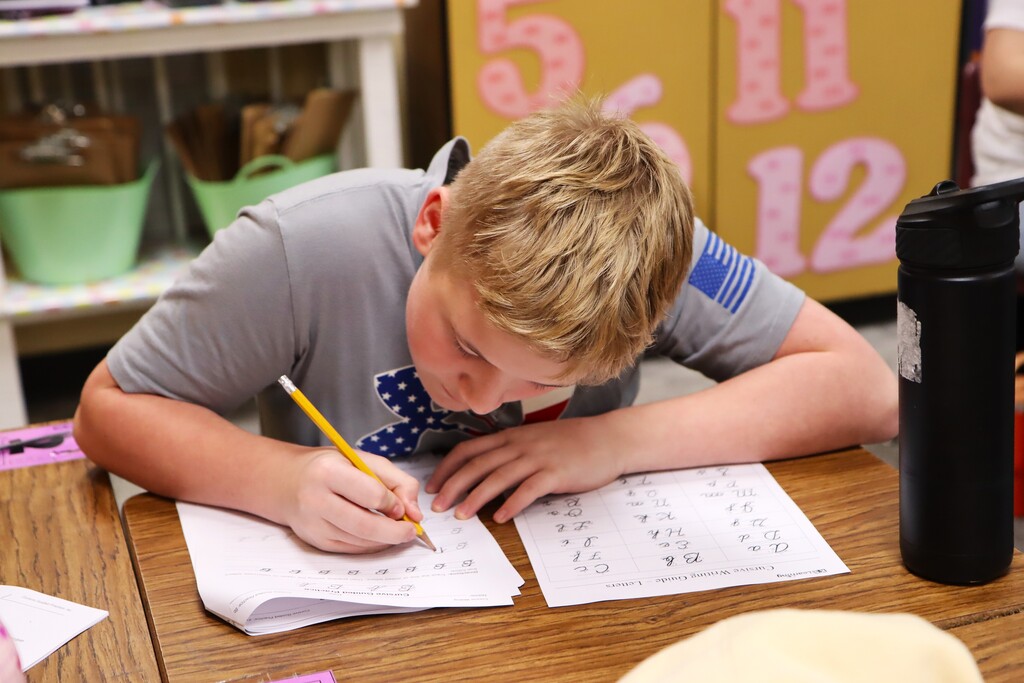 “How To” Sessions are back at Alma Middle School! Today kicked off two days of exploring new interests and learning skills that go beyond the usual classroom lessons.
