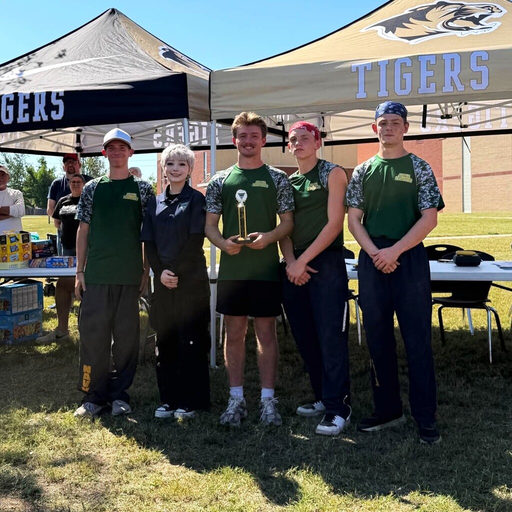 🏆 Alma NJROTC earned second place overall at the Bentonville PT Meet this past weekend! The girls placed third in the CTE competition, and Faith earned Best Female honors. Congratulations to all the cadets who competed and represented Alma!
