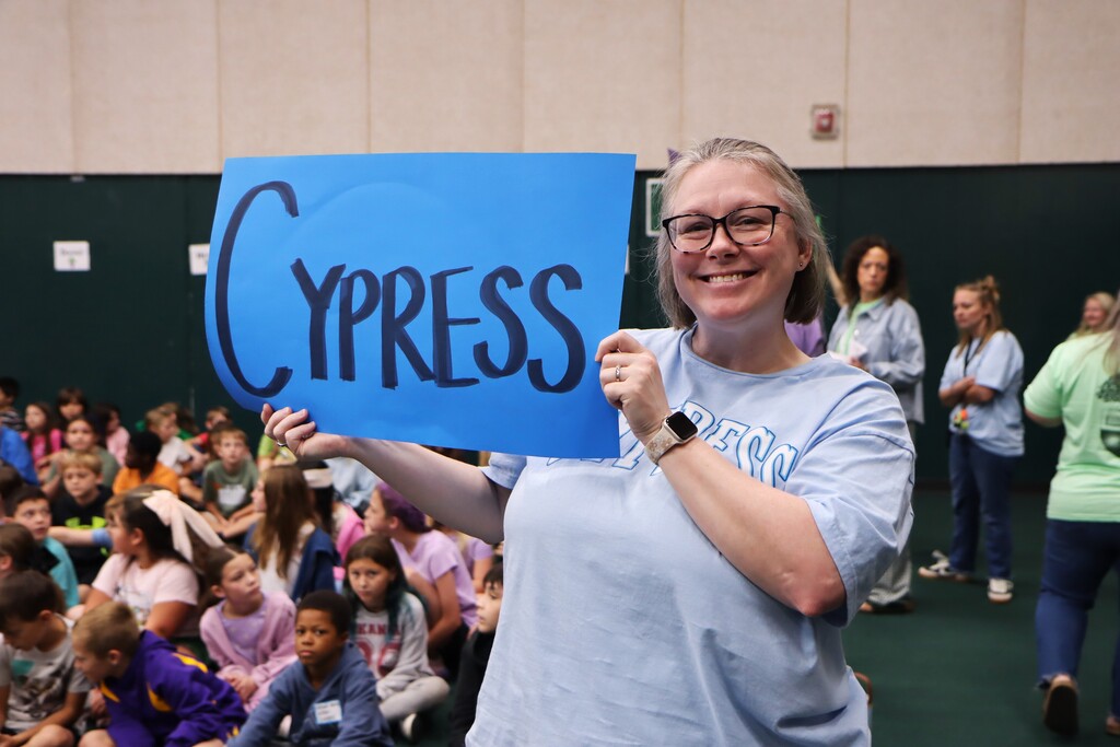 Root Rallies are back at Alma Intermediate School!