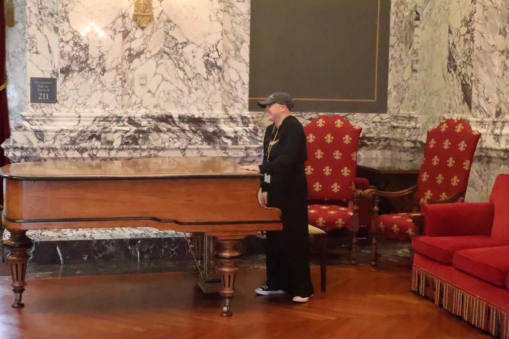 8th Grade and ASB on their visit to the state Capitol on Tuesday.