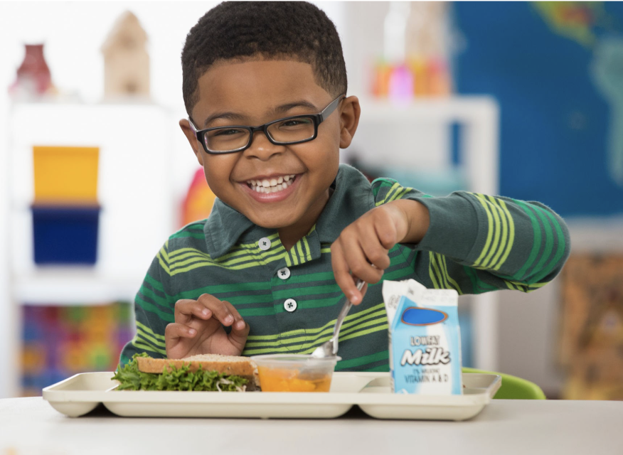 Child eating lunch