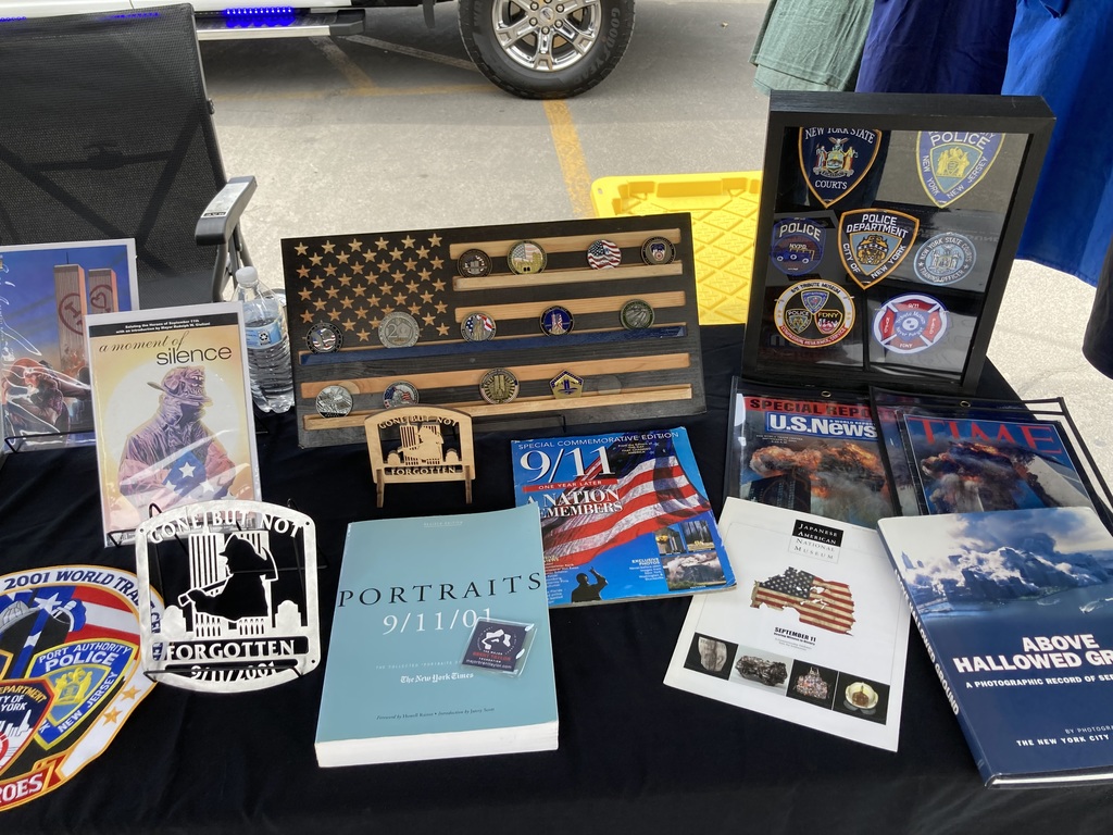 911