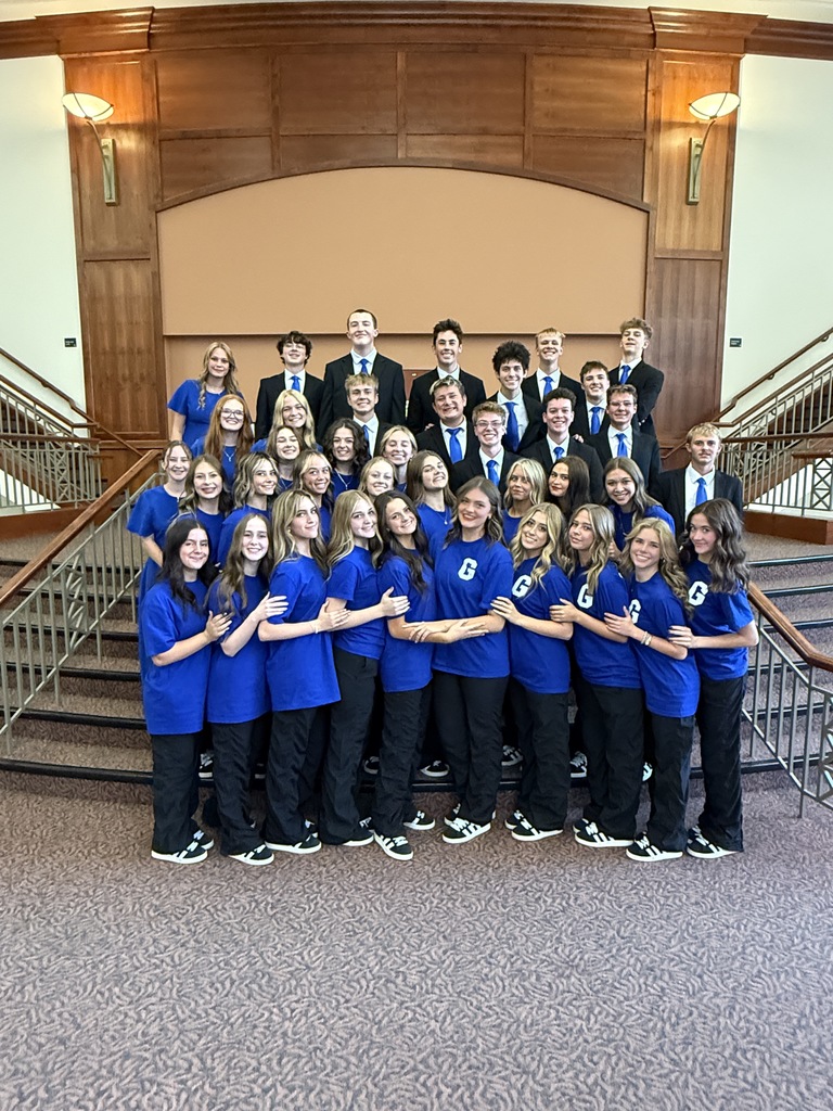 Chamber choir and Dance Company posing together 30 plus kids standing
