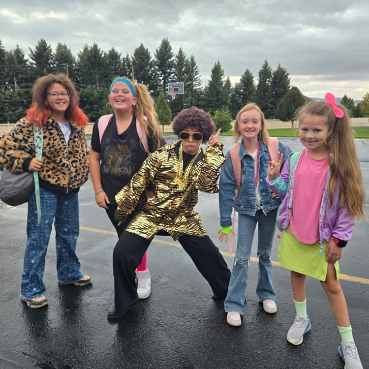 kids in era dress up day outfits 