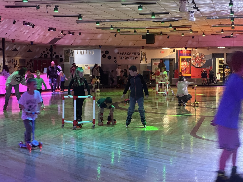 Kids at Classic Skate Night