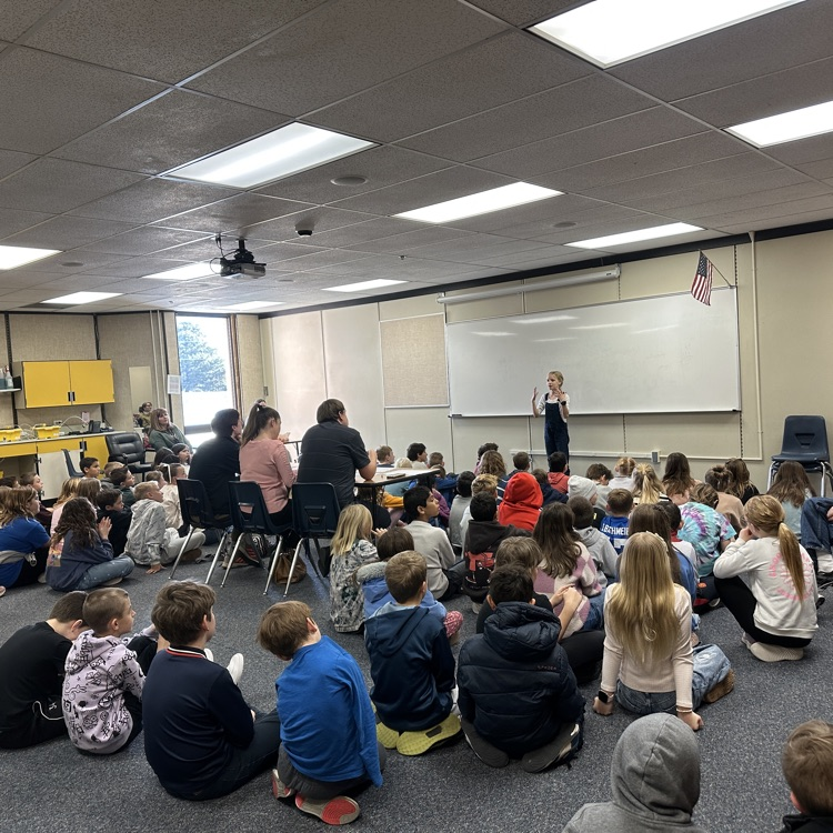 students telling stories a storytelling judging