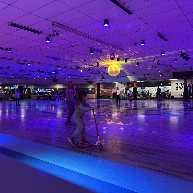 students at classic skating 