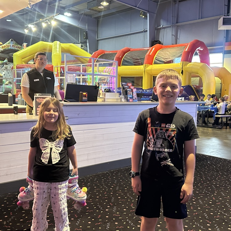 students at classic skating 