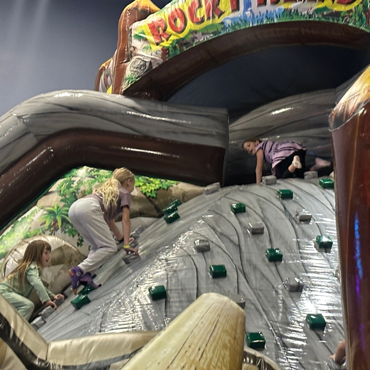 students at classic skating 