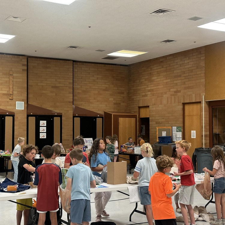 3rd grade students at market day 