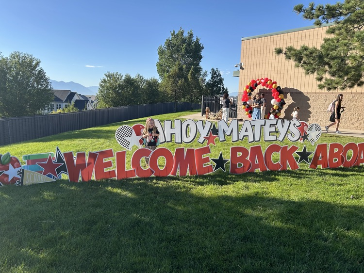 kindergarten welcome sign