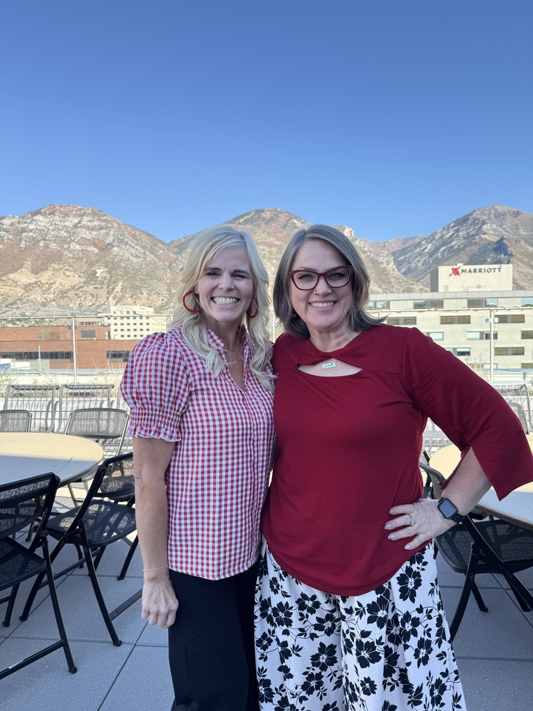 Two teachers posing for a picture