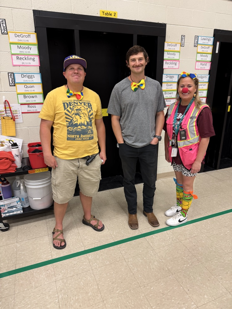 Circus Lunchroom Crew