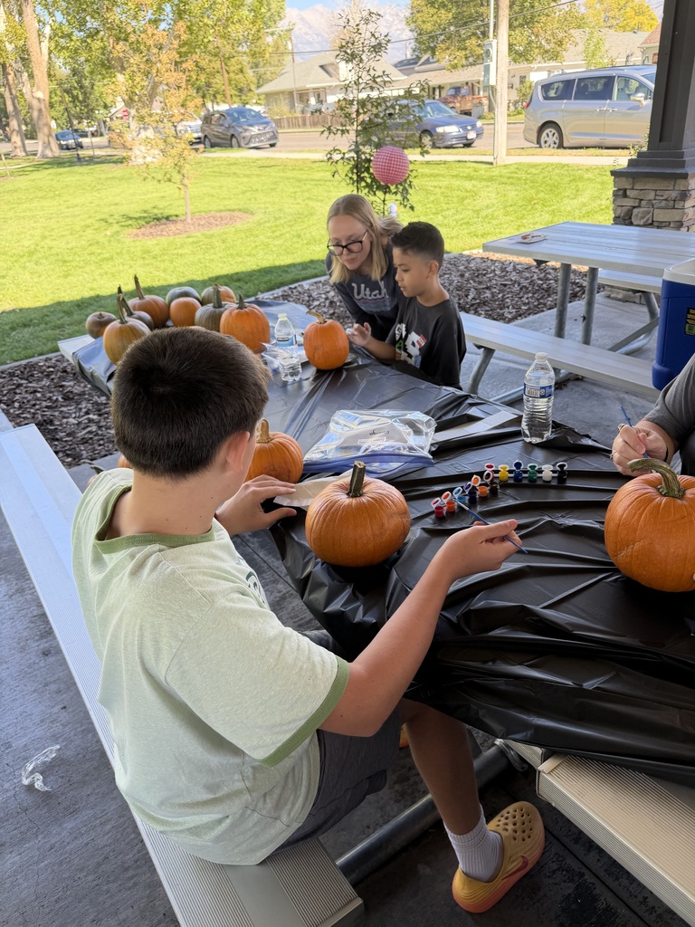 painting pumpkins