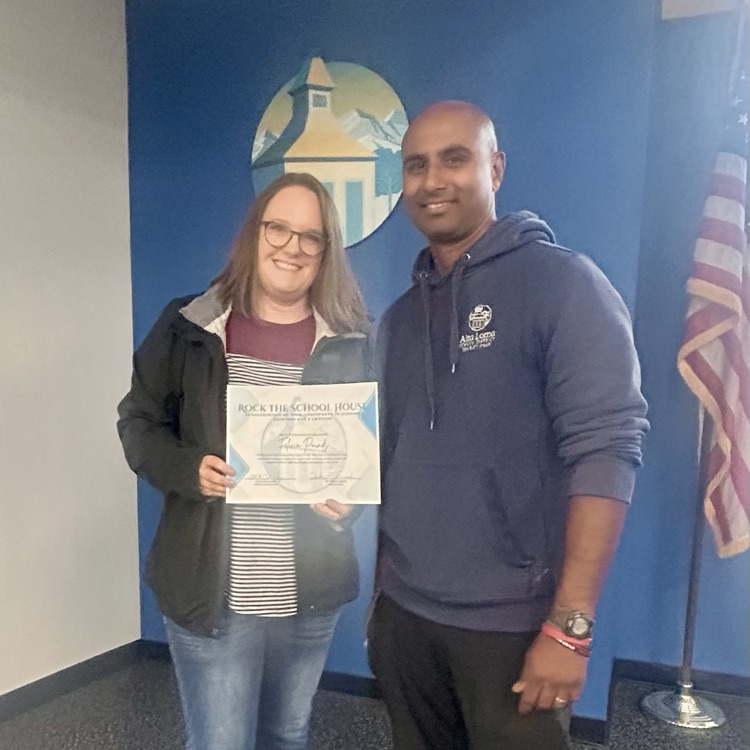 Felicia, pounds, the October award winner