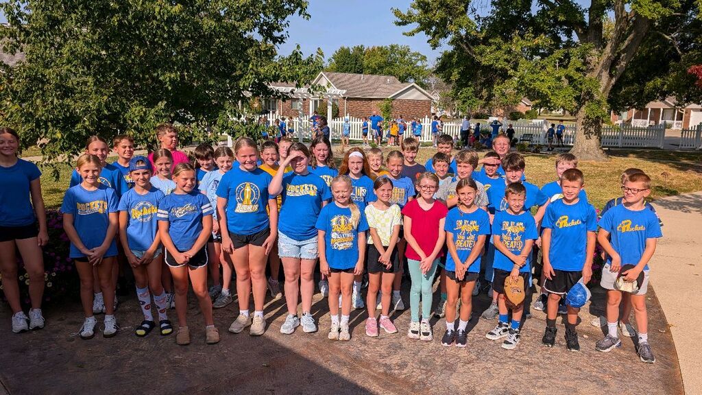 4th and 5th grade students singing at The Lutheran Care Centere
