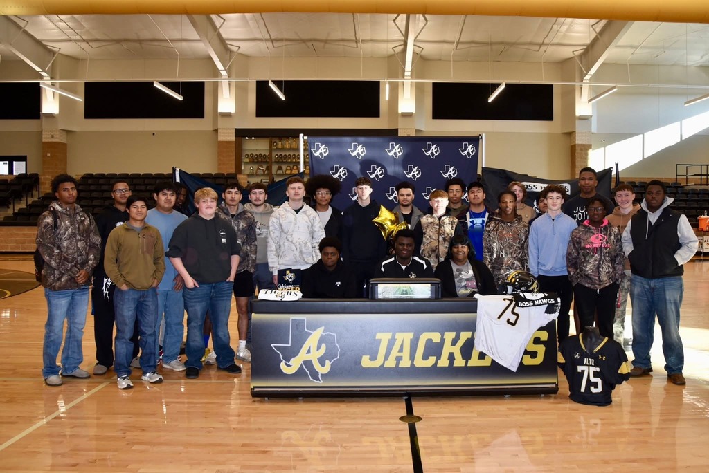 Rashad with teammates