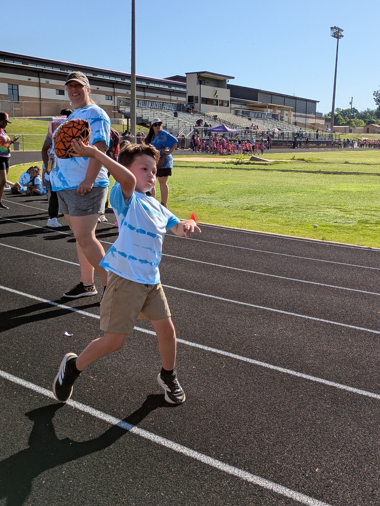 football throw