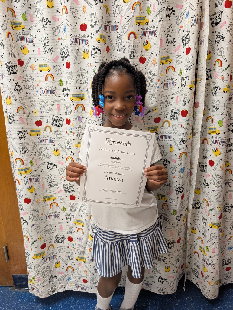 Anaiya with her certificate