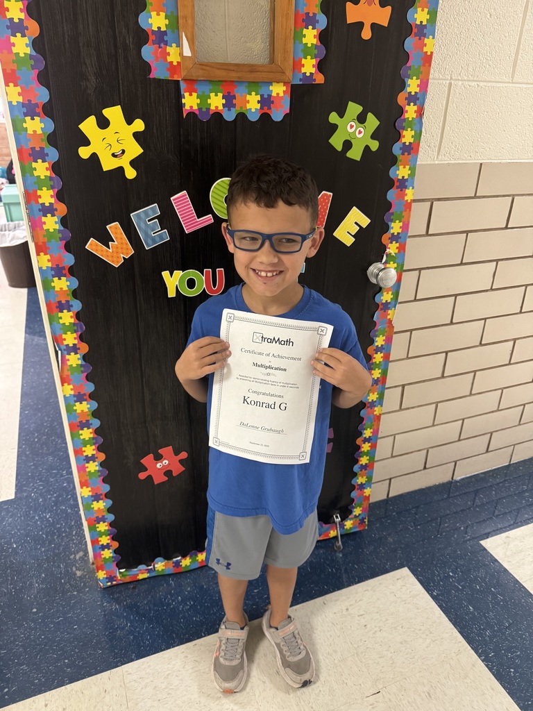 Student with her certificate.