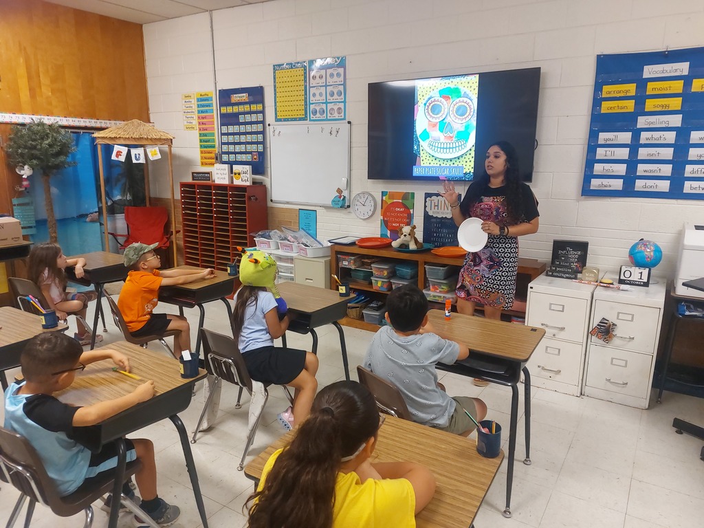 students celebrating hispanic heritage month