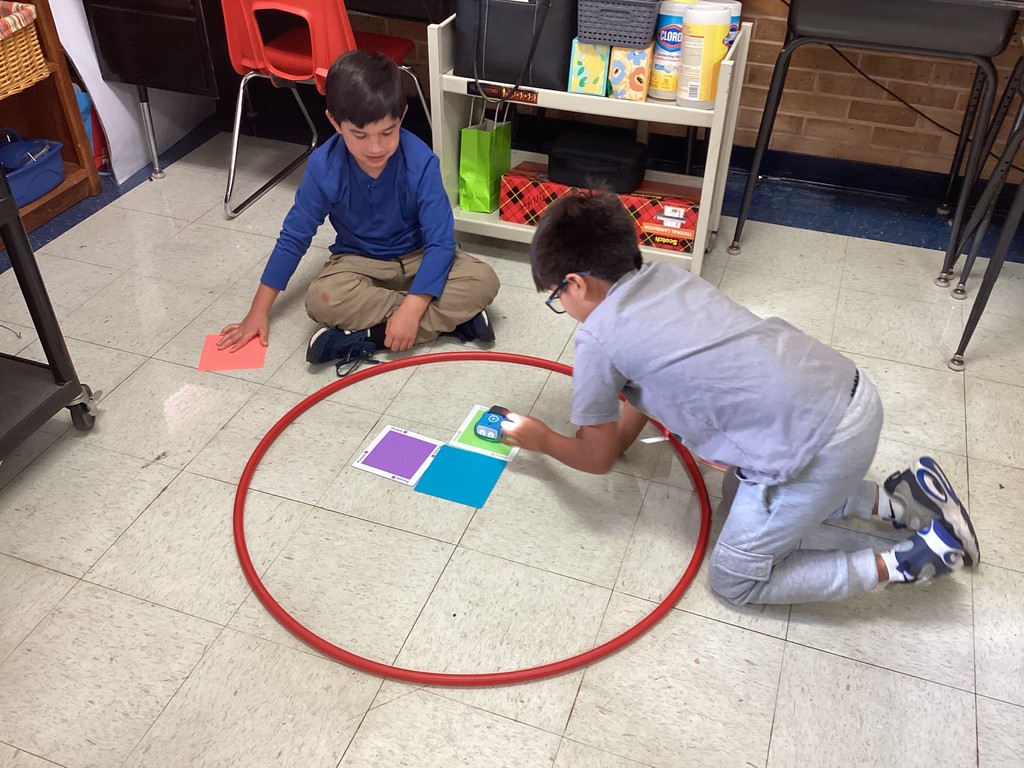 students doing STEAM