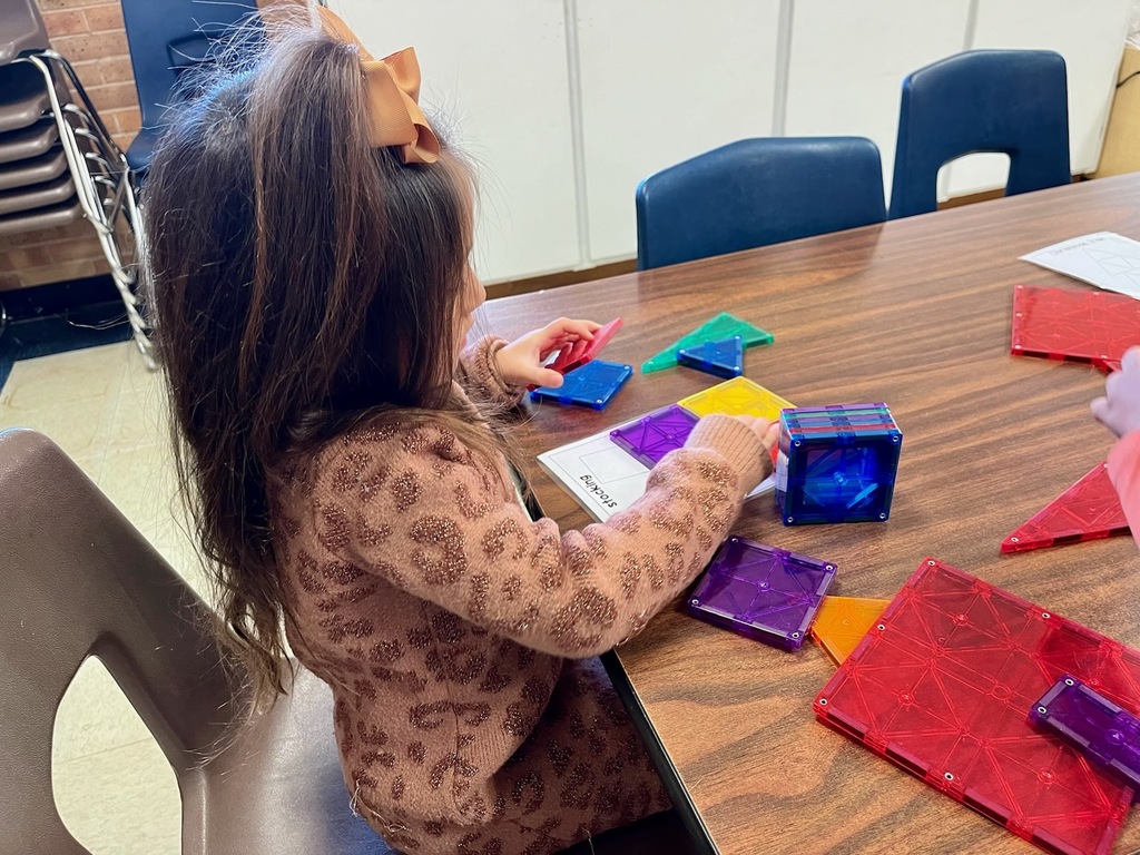 students doing STEAM