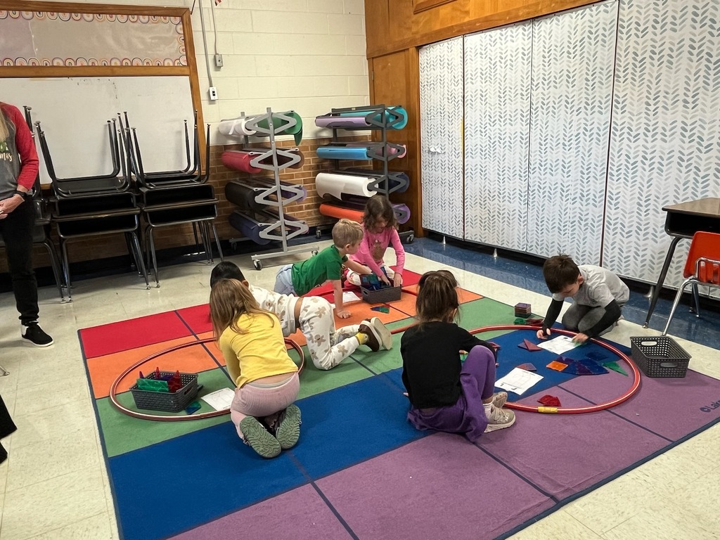 students doing STEAM