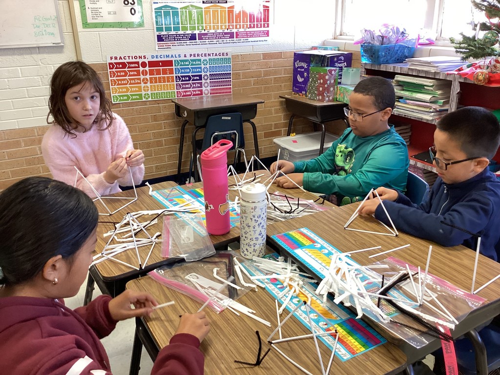 students doing STEAM