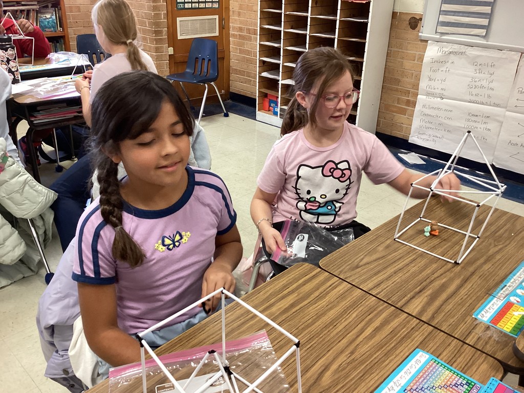 students doing STEAM