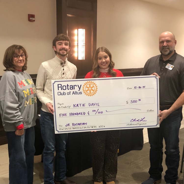 December Junior Rotarian- Katie Davis 