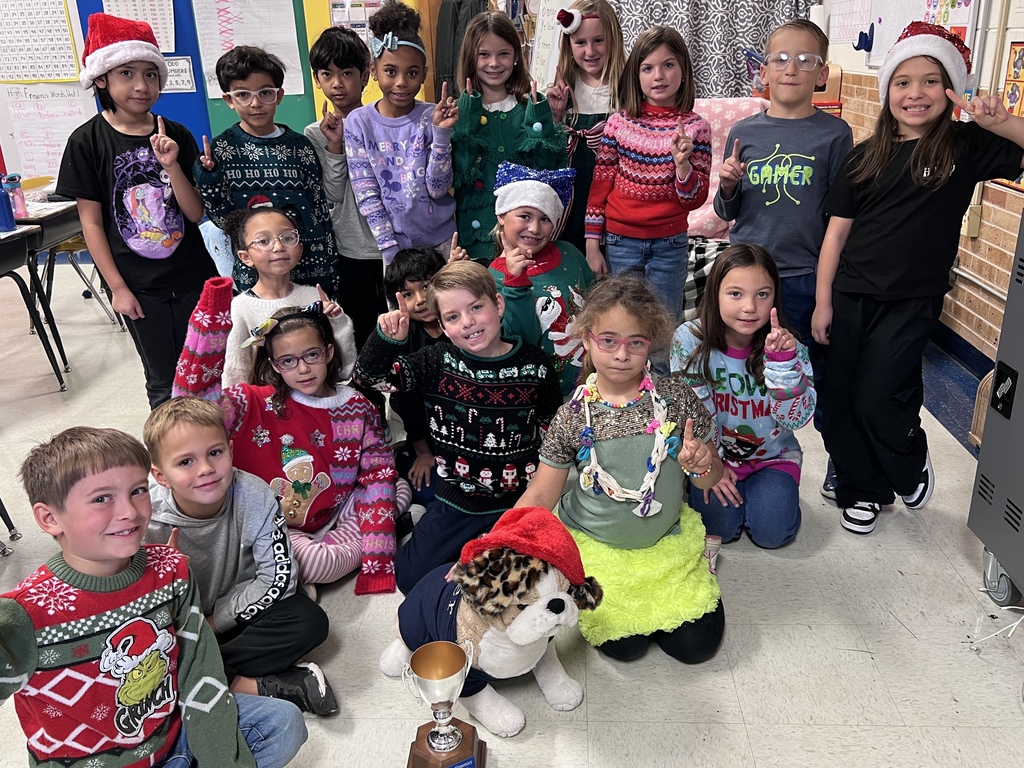 students who won spirit wear