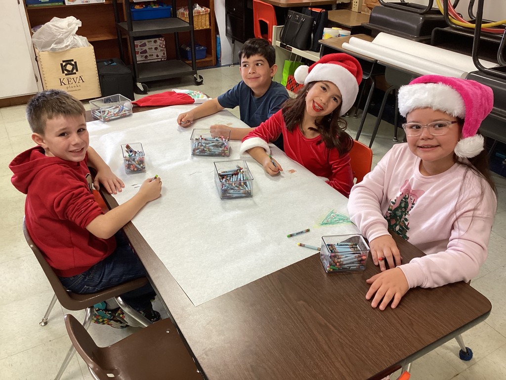 students doing STEAM