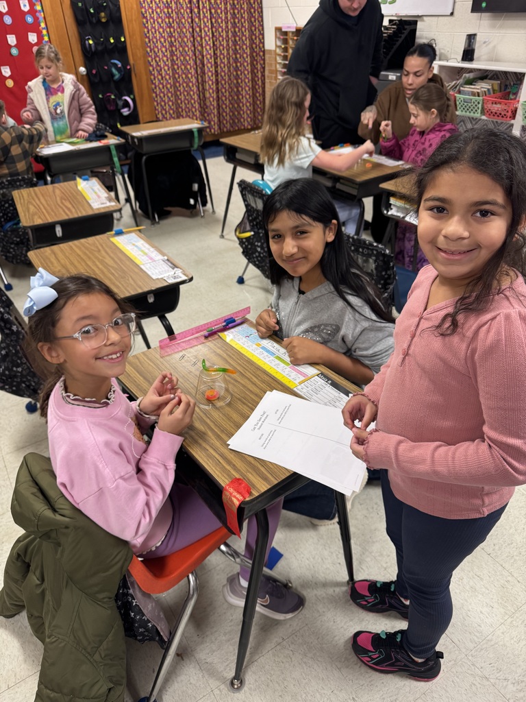 Students doing STEAM.