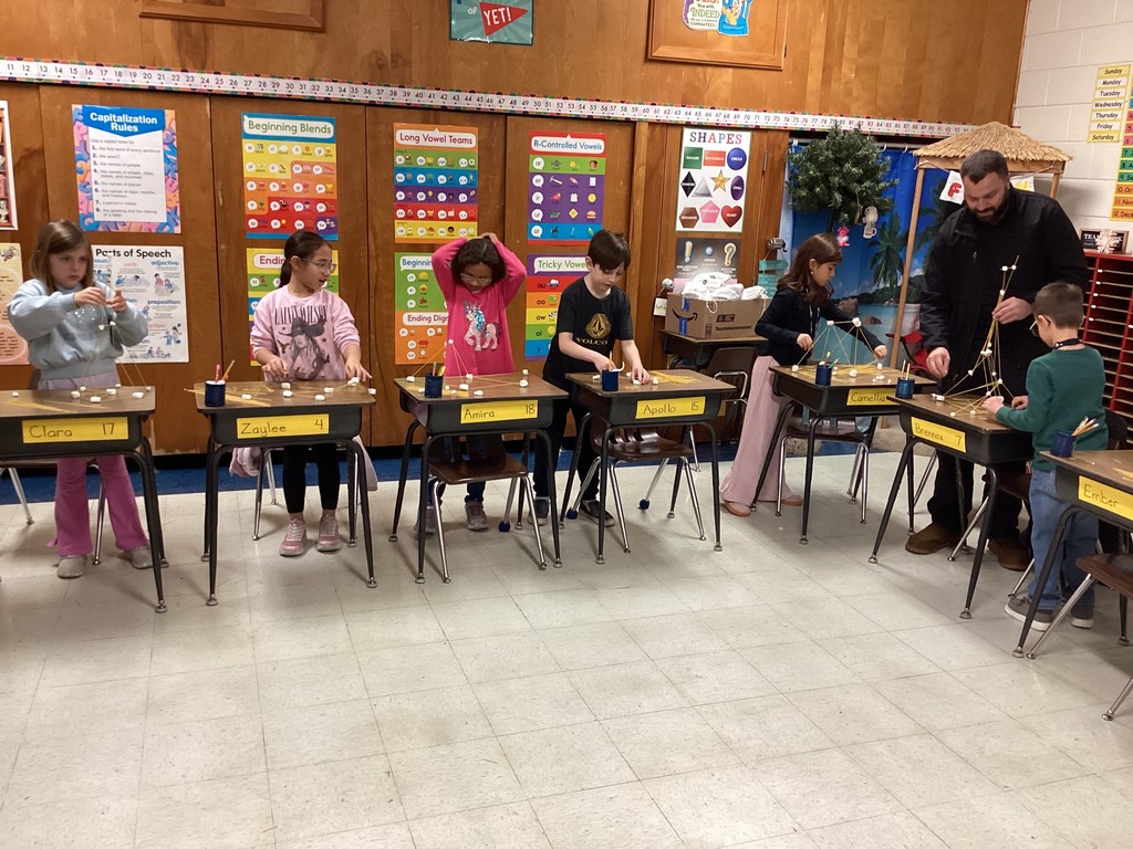 students doing STEAM