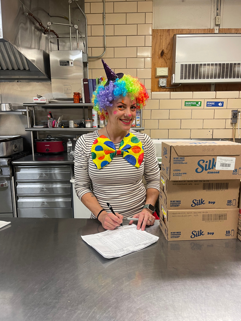 Clownin' Around in the Kitchen