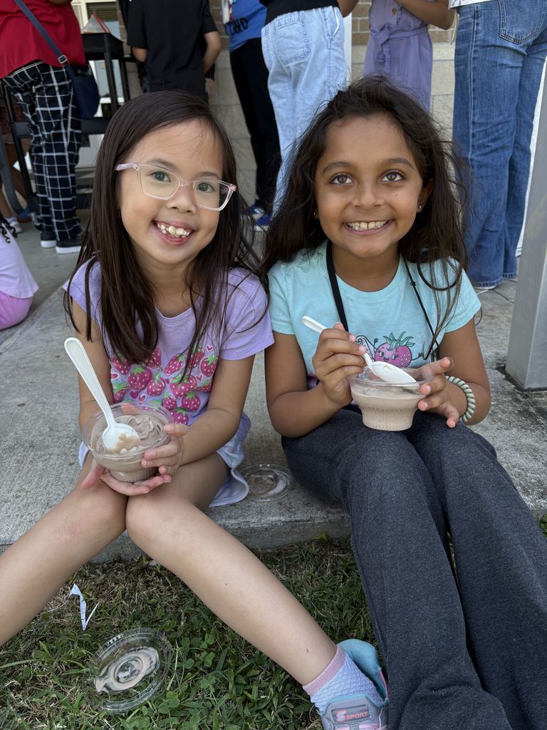 Summer reading celebration.  Enjoying Rollie's Frozen Custard!