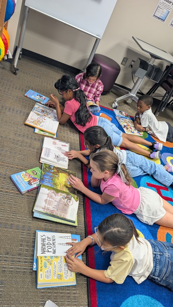 students reading for HEB's Read-In