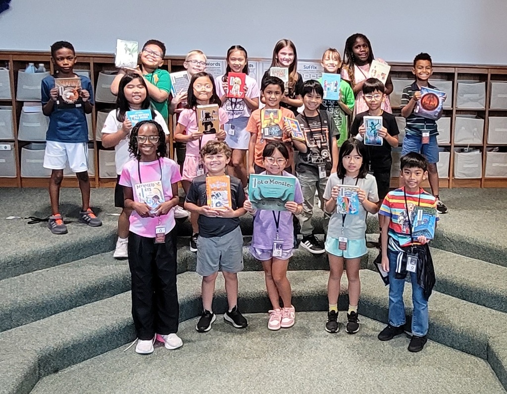Congrats to Mrs. Hancock's 3rd-graders, who are last week's Beanstack logging winners. These students logged almost 1,000 minutes. Way to go, students. Ms. Macias's students were sad to lose the poster after earning it two weeks in a row.#WIlderWolves #BuildingBrightFutures #AllinAlvinISD