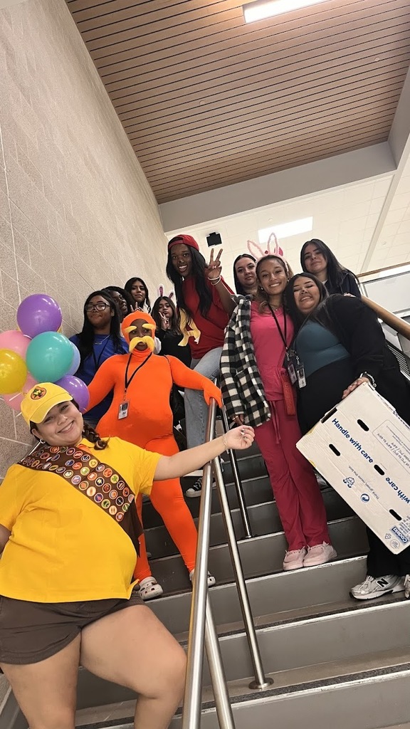 trick or treat with EC mason