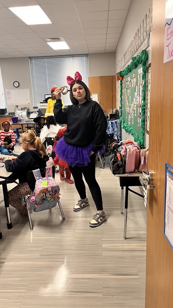 trick or treat with EC mason