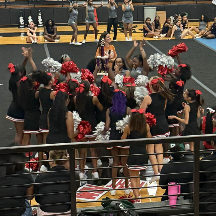 Cardinal Cheerleaders