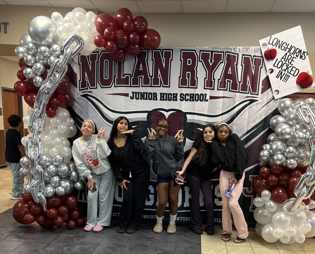 Forever friends ready start the school year off together!