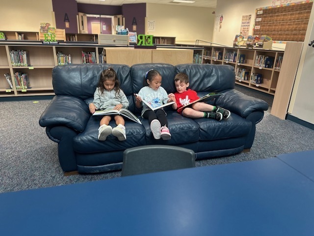 kids reading