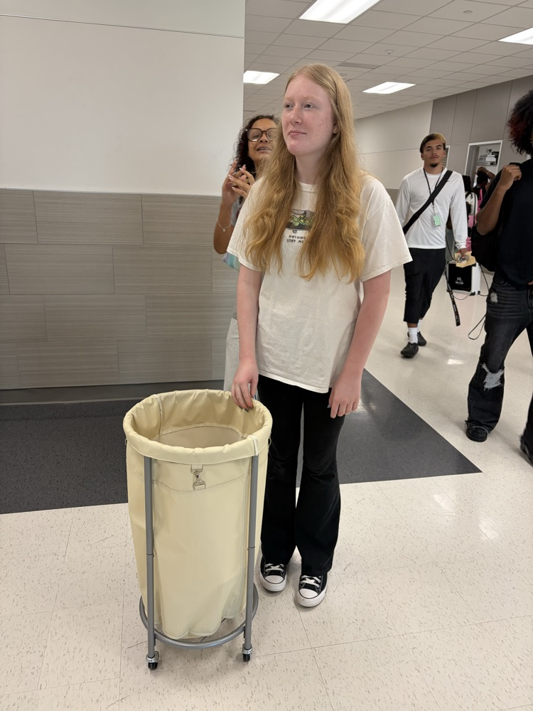 cloths hamper