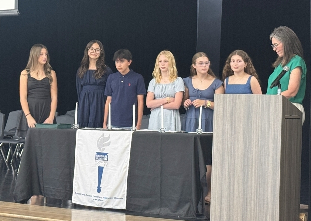 NJHS Officers and Advisor