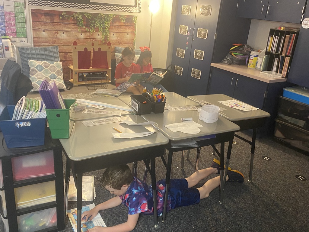 students reading