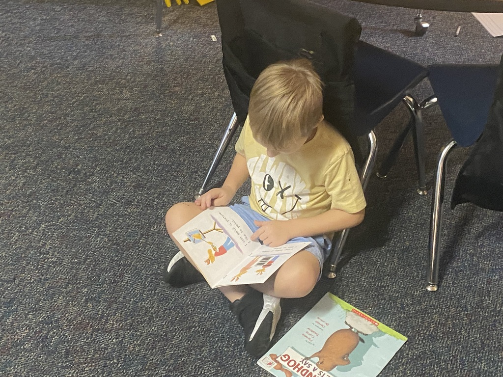students reading