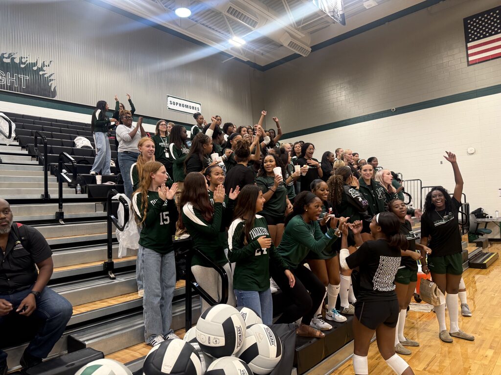 On Tuesday, our junior high players celebrated Junior High Night with Varsity!
