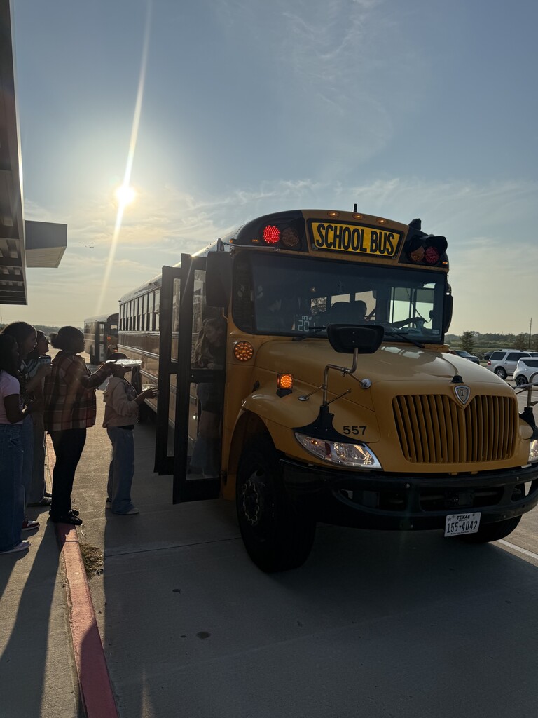 Bus drivers were greeted this morning by our ICJH volleyball players with fresh coffee as a small token of appreciation for keeping our Trailblazers safe every day.